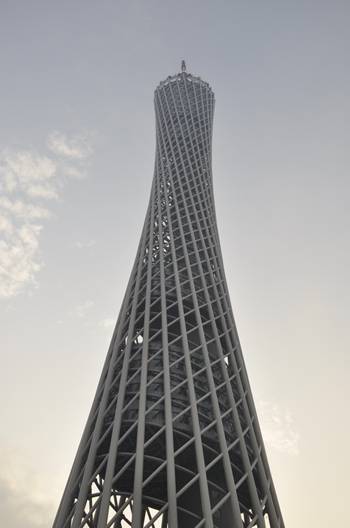 体验“蛮”文化，展现“真”性情